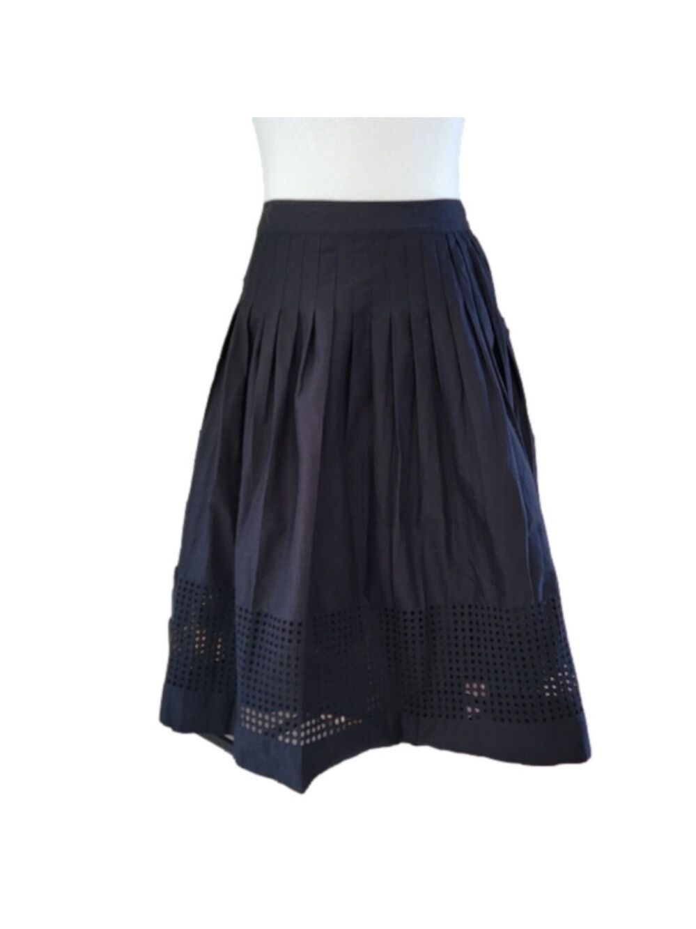 Talbots Drop Pleated Openwork Eyelet Lace Inset Hemmed Black Skirt Size 12W NWT